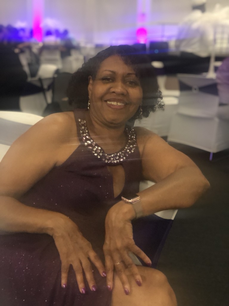 6483B5F9-045D-4B8E-A388-1FFE395C2887